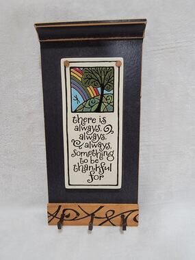 MACONE CLAY POTTERY Wall Key Leash Holder Wood Inspirational Quote